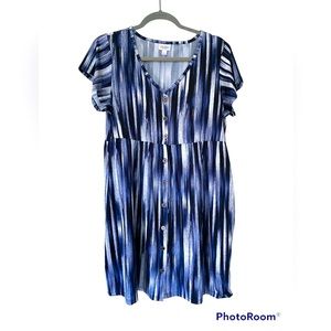 LuLaRoe Heidi babydoll dress size small. Blue, black and white.